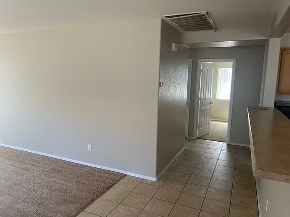 4th image of 7925 W Globe Ave