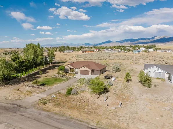 700 Caddoa Dr, Spring Creek, NV 89815