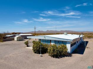 312 Ocotillo Dr, Elephant Butte, NM 87935