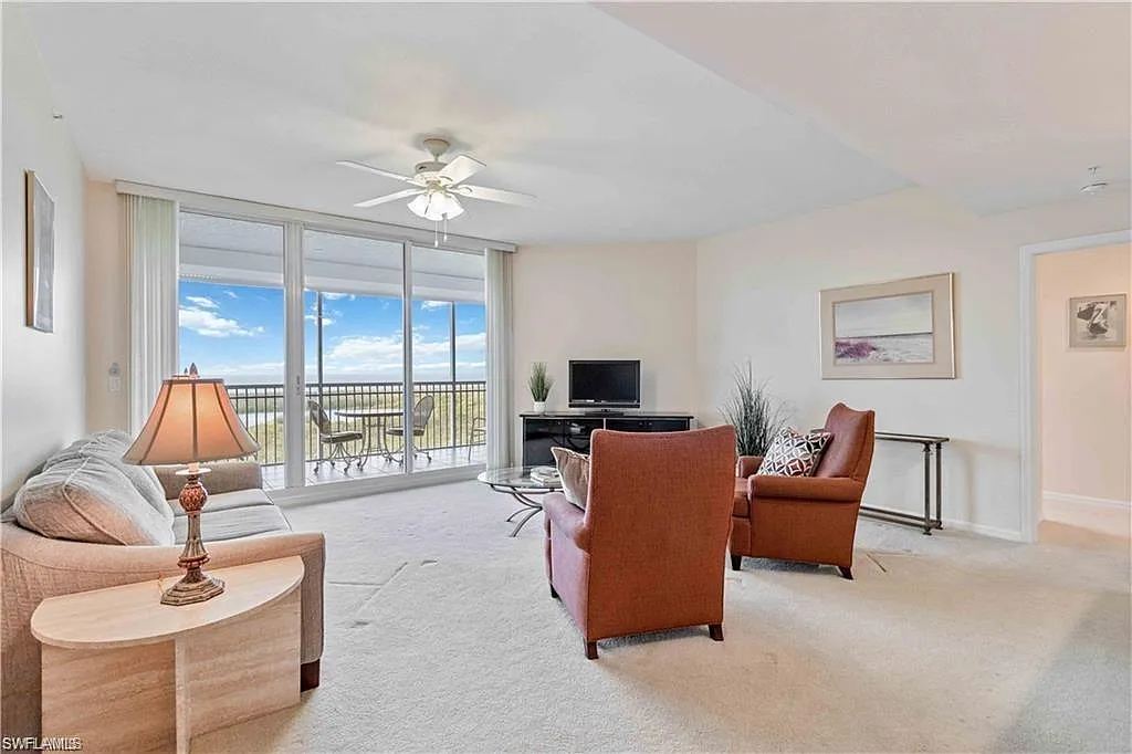 Building Photo - 1001 Arbor Lake Dr #1406