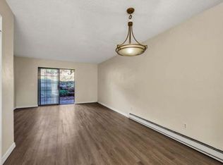 495 Chestnut St APT 6, Ashland, OR 97520