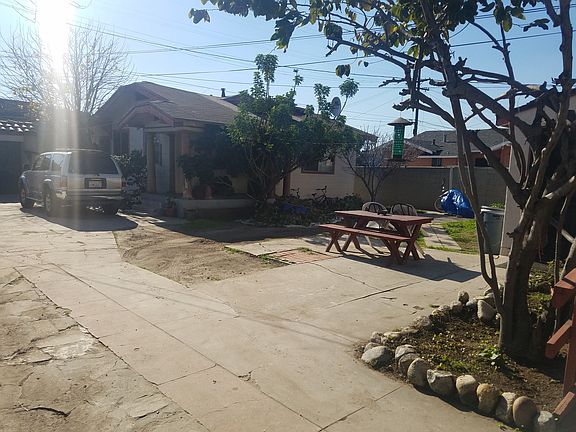 4th image of 3558 E 58th St