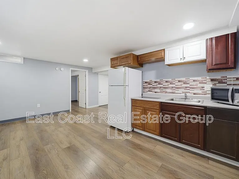 503 W Church St — Photo 5