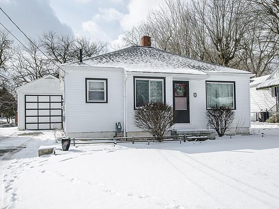 2nd image of 382 Jade Ave