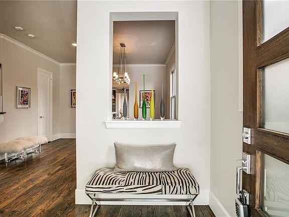 3rd image of 3636 Asbury St