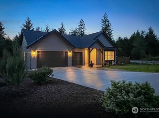 107 Hazelnut Ln, Onalaska, WA 98570