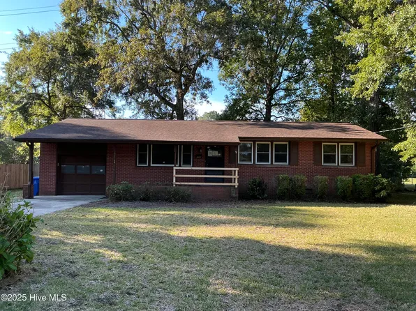 702 Forest Grove Avenue, Jacksonville, NC 28540