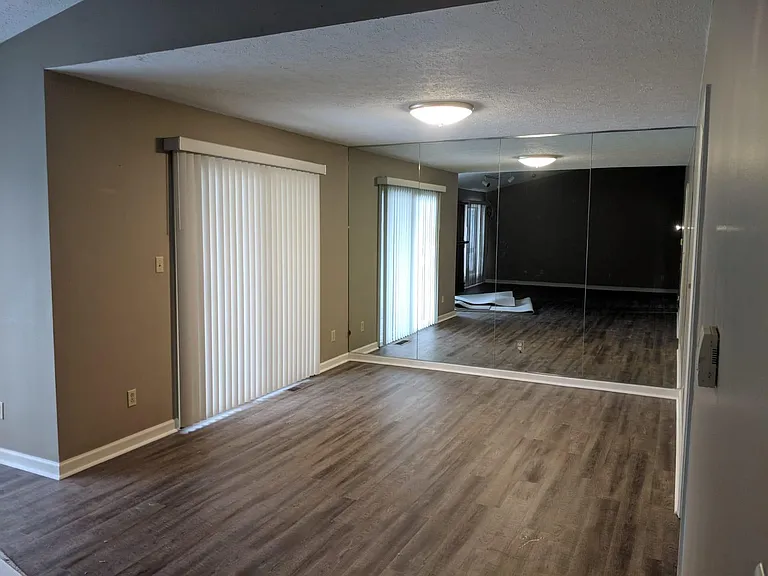 40 Catalpa Way — Photo 10