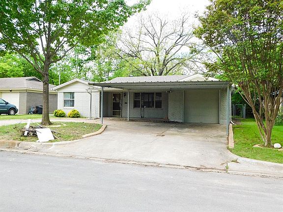 2nd image of 516 Parkside Dr