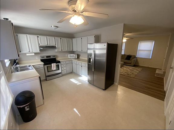 3rd image of 262 Kelly St