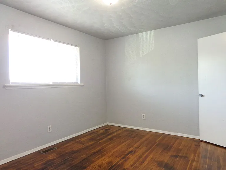 Pembroke Pines Apartments — Photo 23