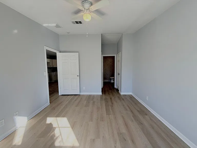 5289 Stacy St #3 — Photo 11