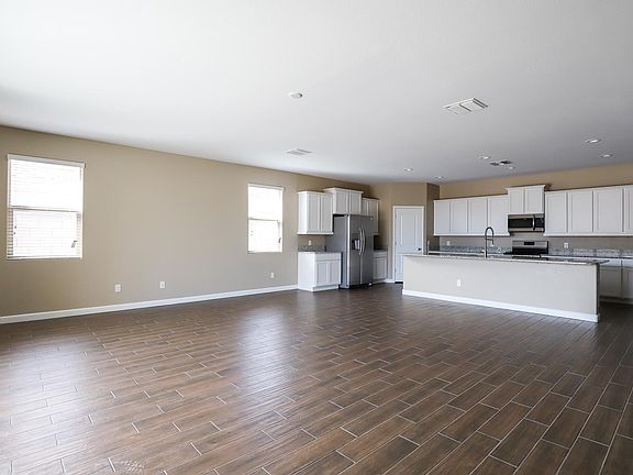 5th image of 30641 W Mulberry Dr