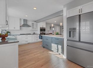 9294 Surrey Dr, Castle Rock, CO 80108