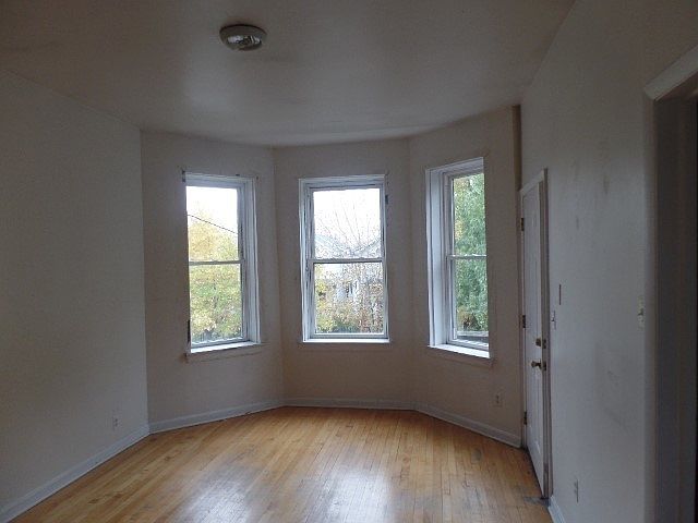 2nd image of 2843 S 48th Ct