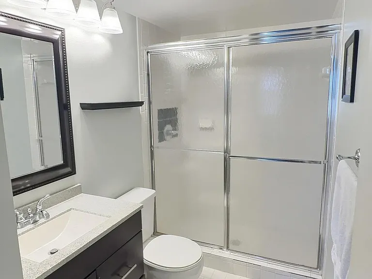 117 Waterside Dr #117 — Photo 9