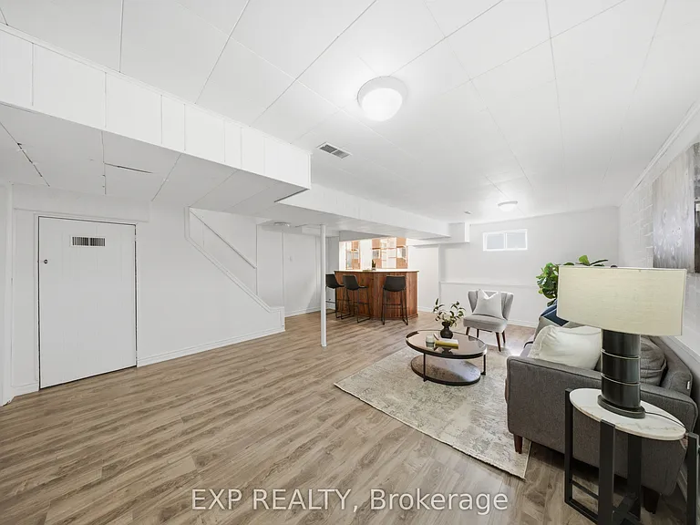 2637 Altadena Ct — Photo 31