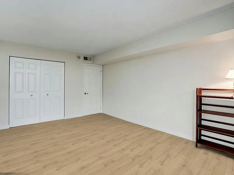 6800 Fleetwood Rd #913 — Photo 11