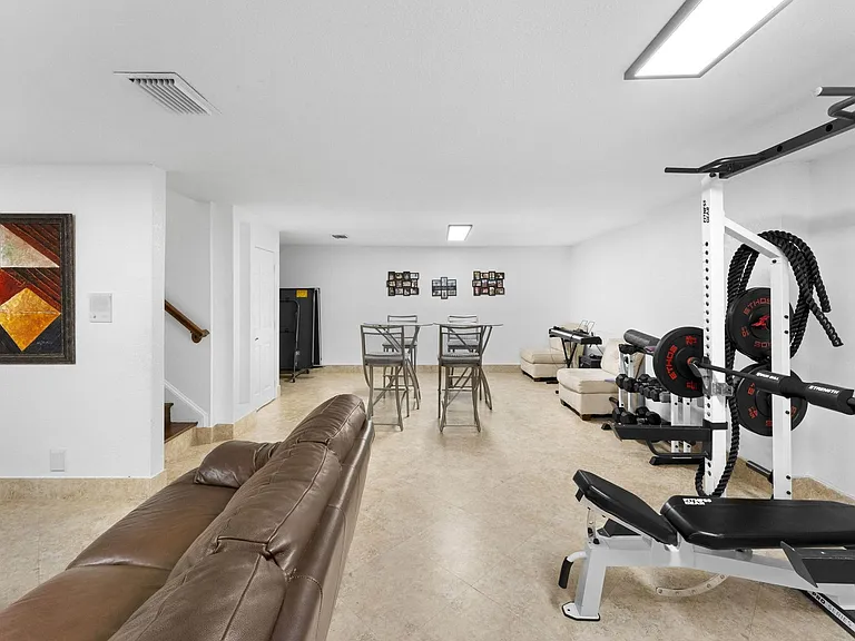 129 Spruce St #0 — Photo 33