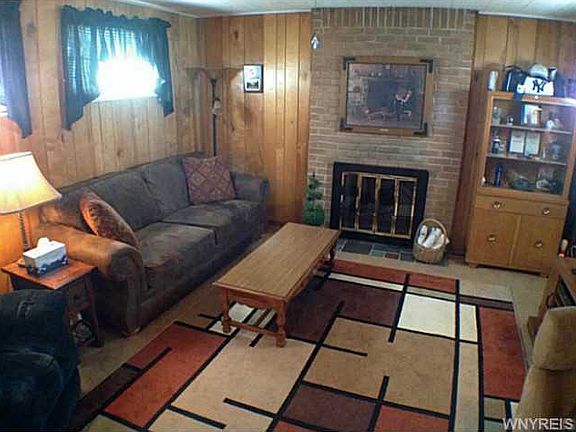 3rd image of 184 Lindsay Pl