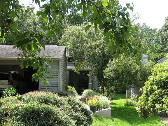 3rd image of 1646 NW 22nd Cir