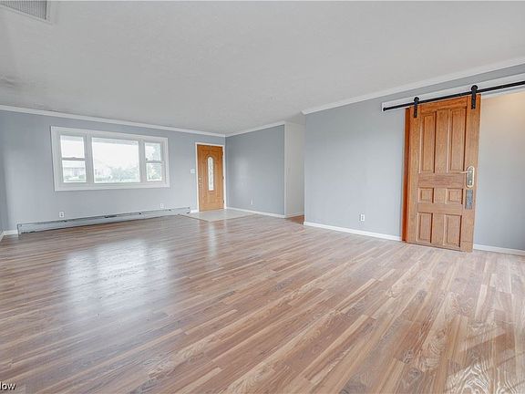 5th image of 5141 Middle Ridge Rd