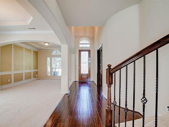 5th image of 1321 Altavilla Ln