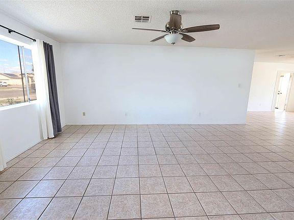 5th image of 7475 E 24th Ln