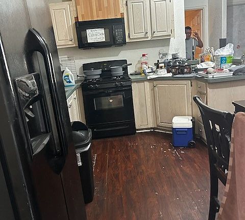 5th image of 250 N Linden Ave Space 288