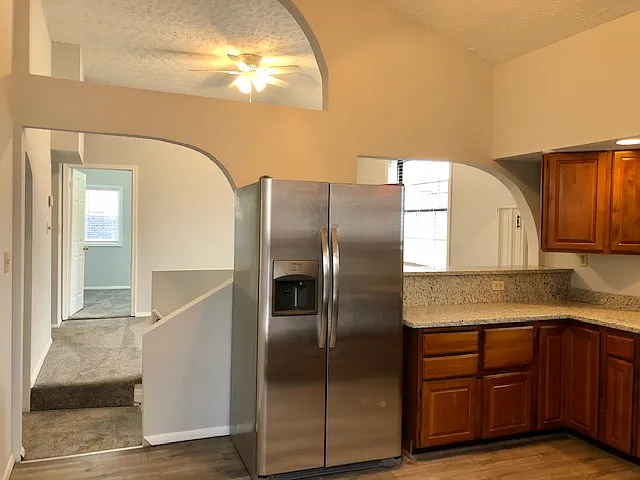 South Clinton Street (SCL) - 1226-1 — Photo 2