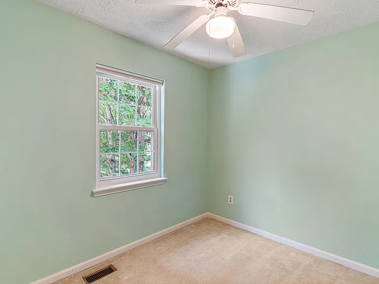 119 Oriole Ln — Photo 16