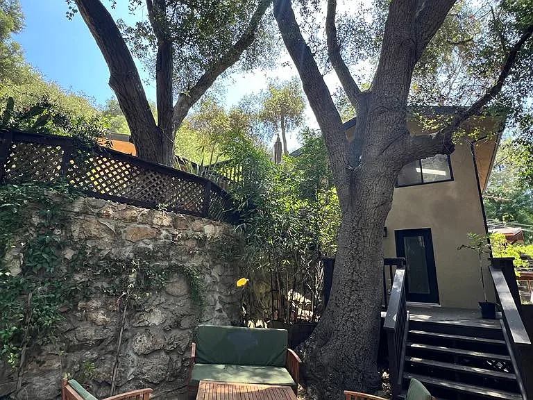932 Old Topanga Canyon Rd — Photo 57