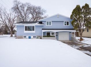 6201 Brooklyn Dr, Brooklyn Center, MN 55430