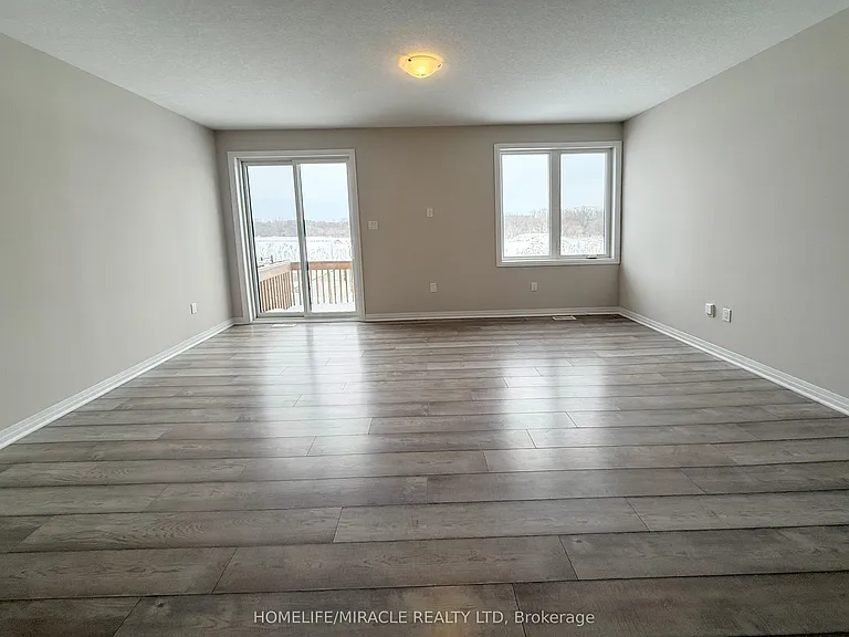 40 Middleton St — Photo 18