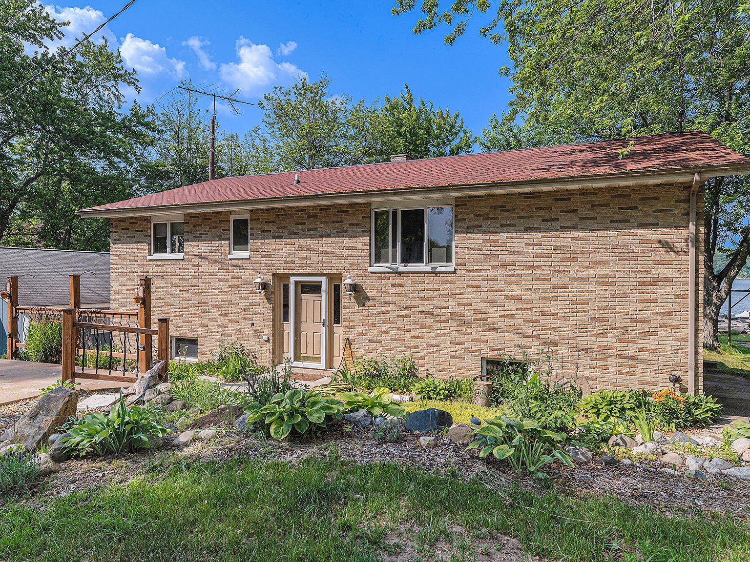 161 51st St, Grand Junction, MI 49056 MLS 23021569 Zillow