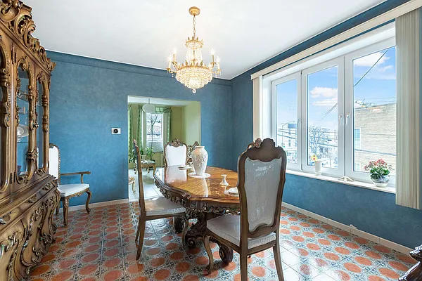 Rented by Capri Jet Realty Corp | media 3