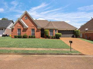 5628 Autumn Valley Dr, Memphis, TN 38135