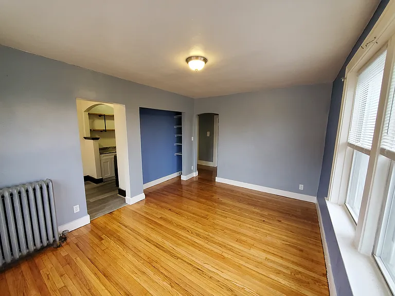 828 W Willis St #100 — Photo 2