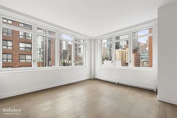 Sold by Sotheby's International Realty | media 3