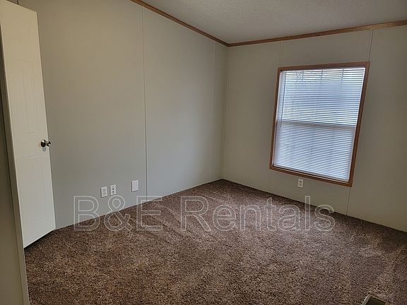 4th image of 1612 Asheville Hwy
