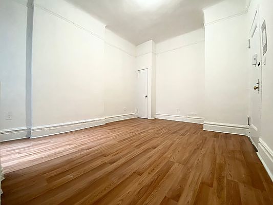 1st image of 472 Central Park W APT 1B