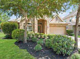 14 Camplight Ct, Spring, TX 77389