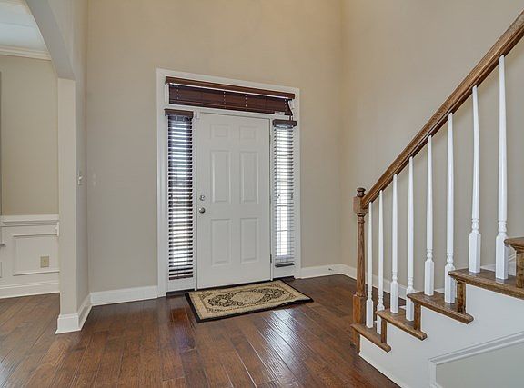 2nd image of 1762 Deer Chase Ln