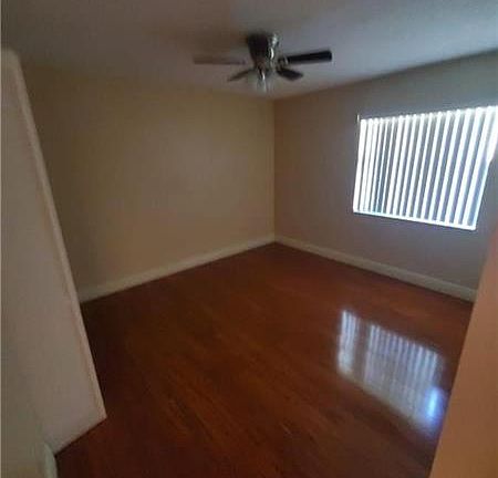 4th image of 4332 NW 103rd Ter