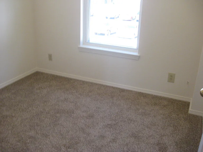 804 Defoe St #B — Photo 12