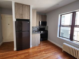 30-71 34th St #4L, Astoria, NY 11103