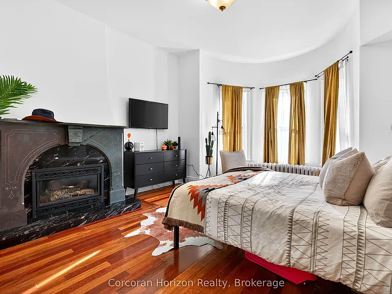 183 James St S #2 — Photo 15