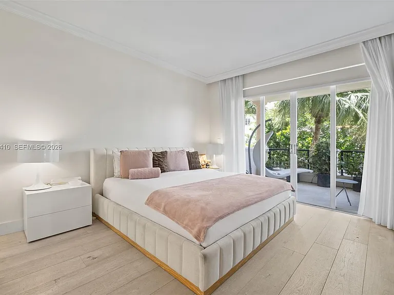 19122 Fisher Island Dr #19122 — Photo 27