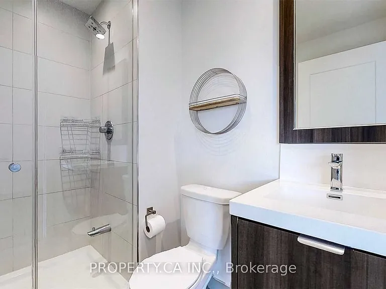 80 Vanauley St #315 — Photo 13