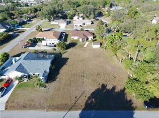 33 Eustis AVE, LEHIGH ACRES, FL 33936